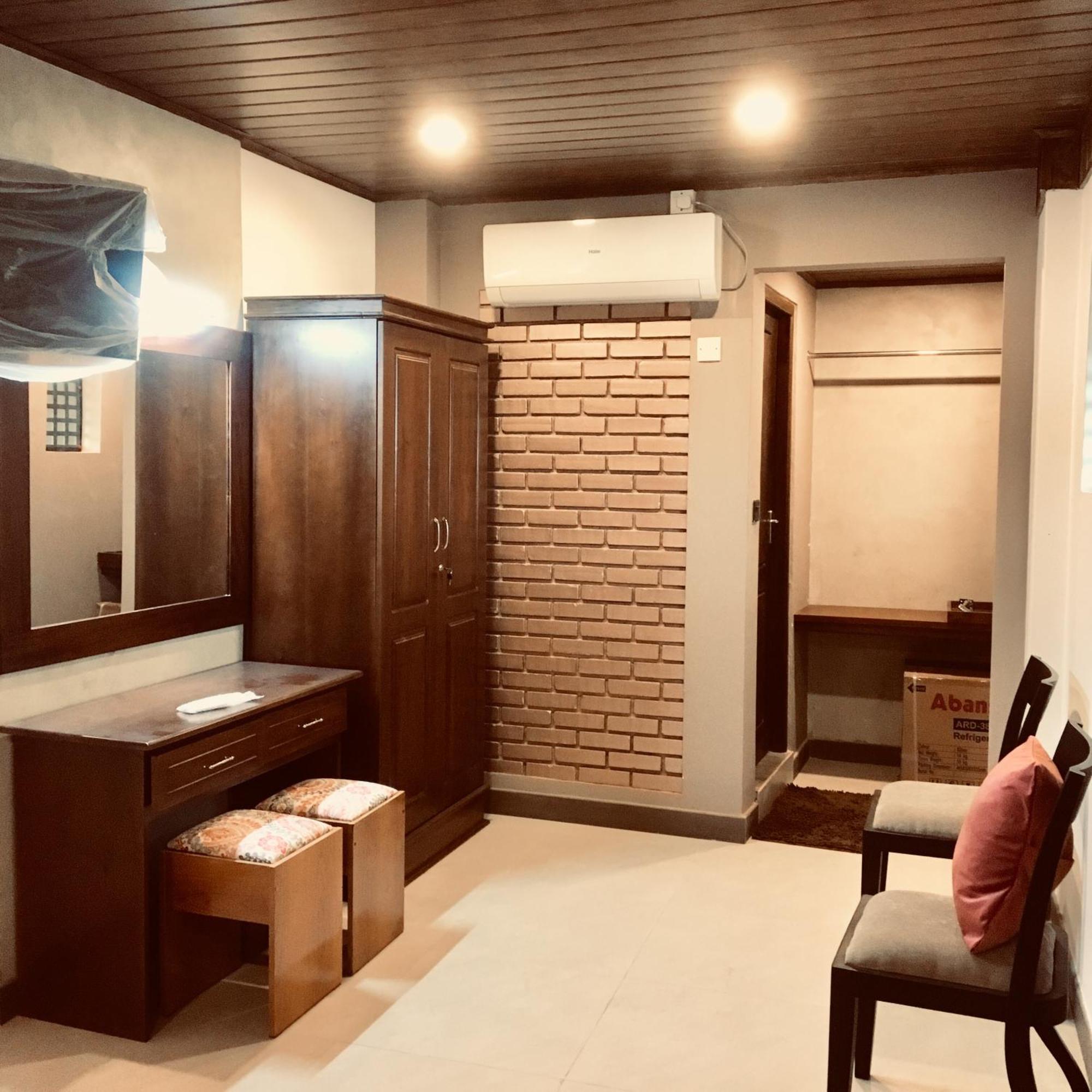 Cinnamon Tan Boutique Hotel Negombo Esterno foto